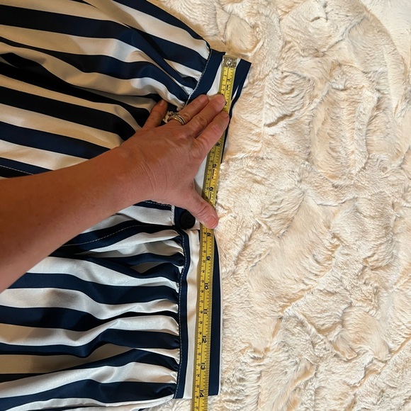 Romper with skirt that is not attached - Picture 7 of 7